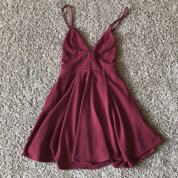 ❤️TOBI RED DRESS!❤️ - Picture 2 of 10